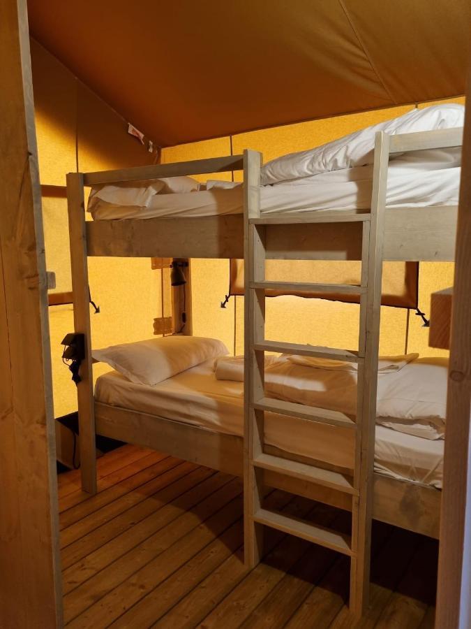 Отель Glamping Le Tegole Рипарбелла Экстерьер фото