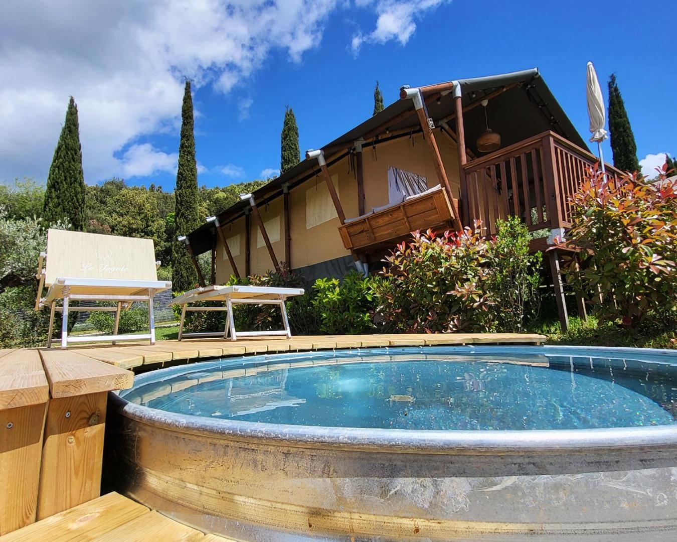 Отель Glamping Le Tegole Рипарбелла Экстерьер фото