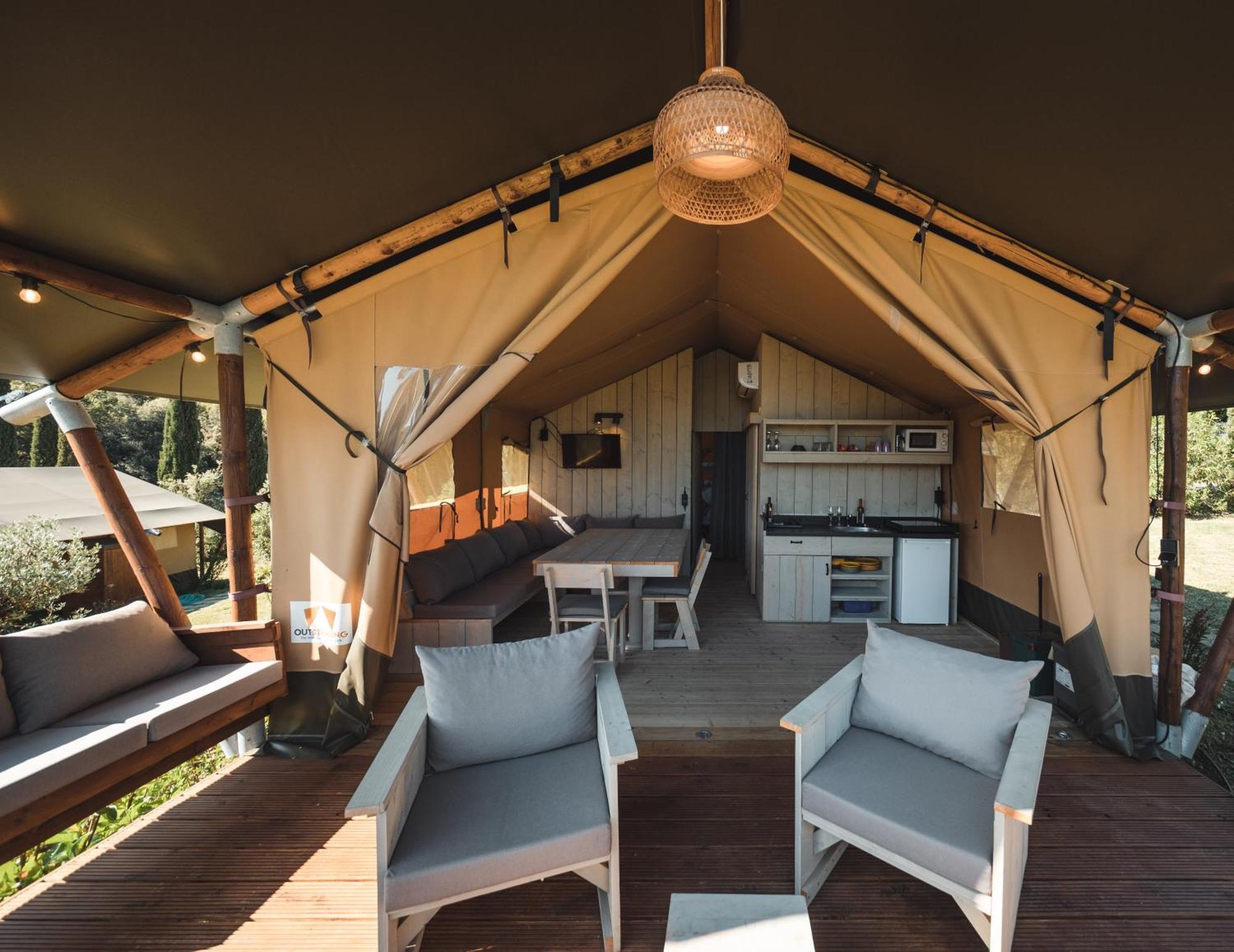 Отель Glamping Le Tegole Рипарбелла Экстерьер фото