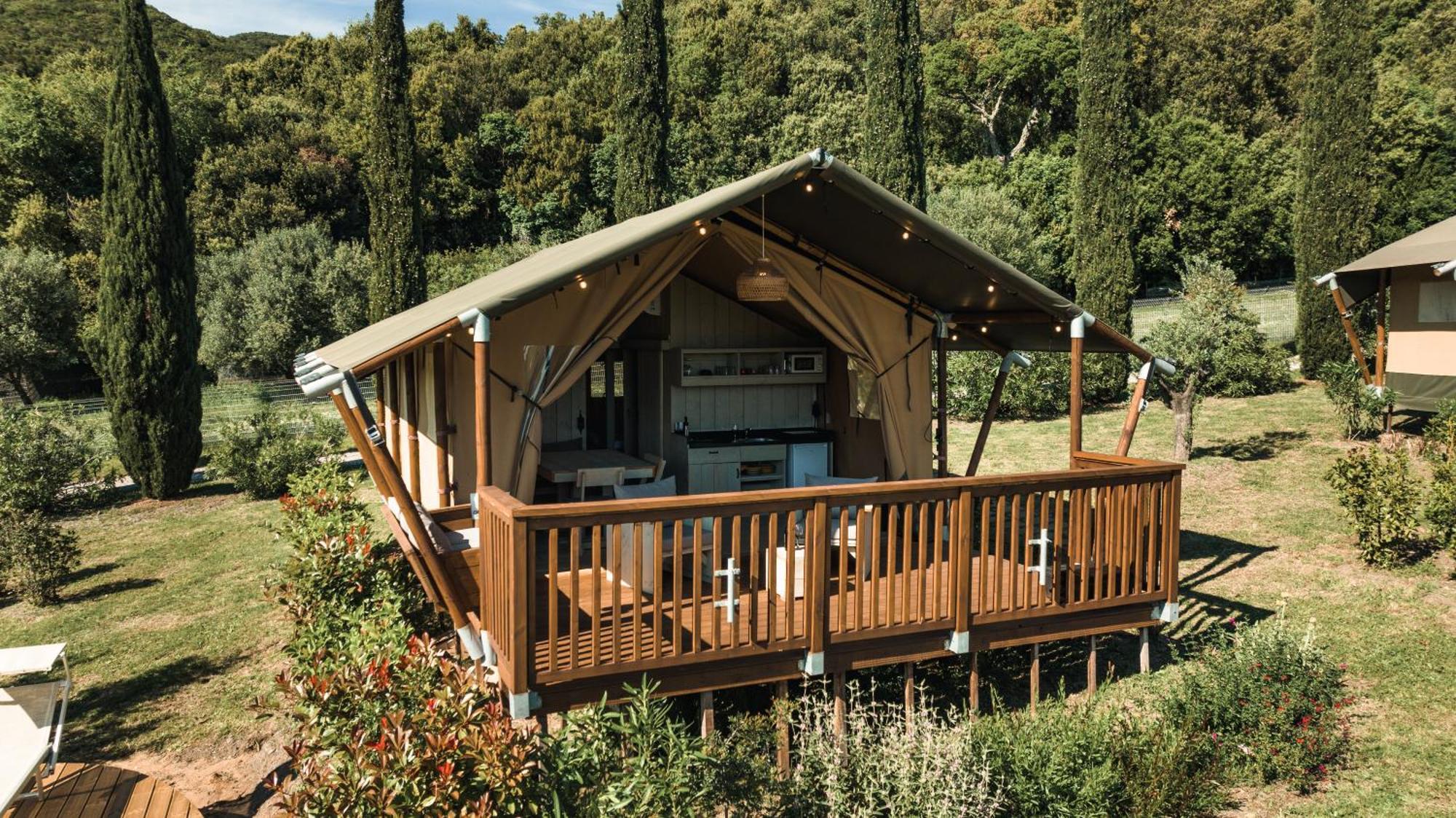 Отель Glamping Le Tegole Рипарбелла Экстерьер фото