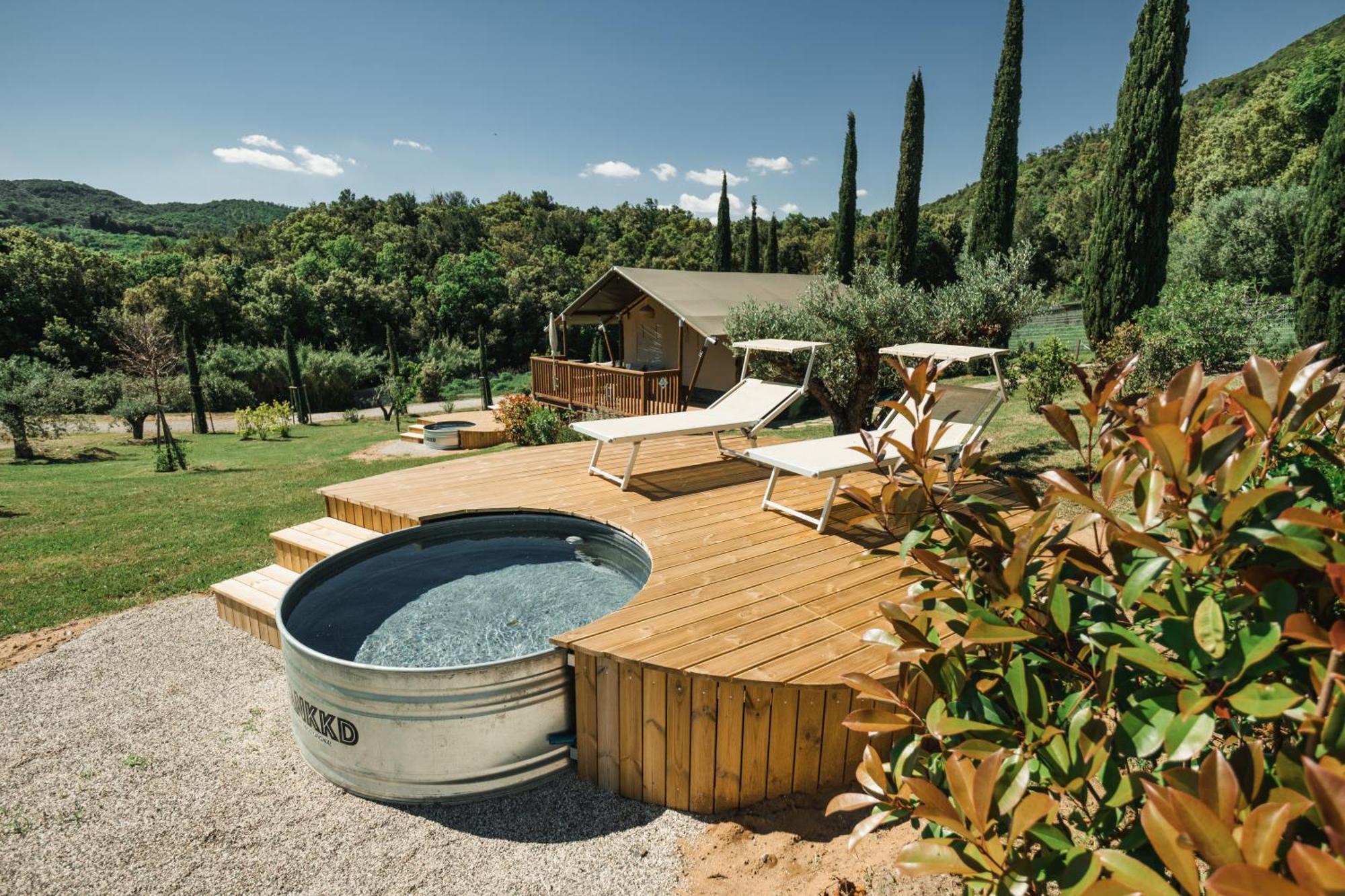 Отель Glamping Le Tegole Рипарбелла Экстерьер фото